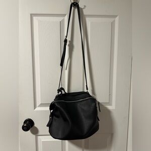 Moda Luxe Black Purse